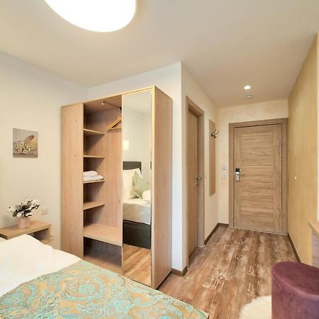 Hotel Tiffany كاسيل المظهر الخارجي الصورة
